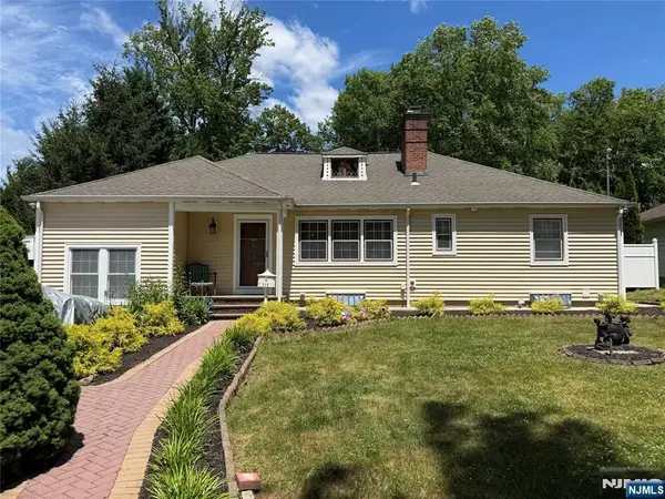 274 Elm Avenue, Hackensack, NJ 07601