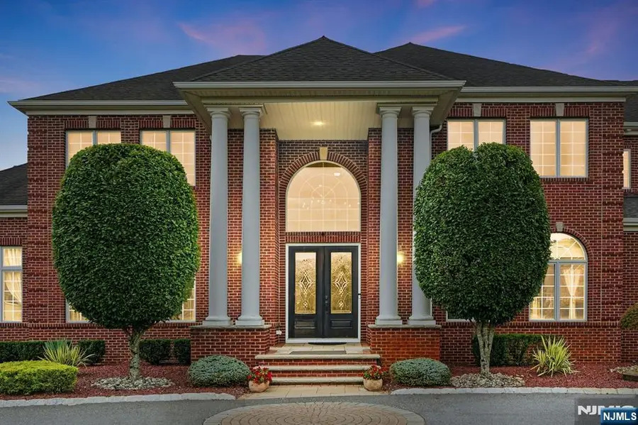 7 Crystal Court, Manalapan, NJ 07726 - #2