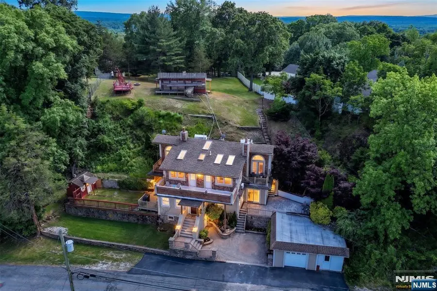 27 Joan Street, Wayne, NJ 07470 - #2