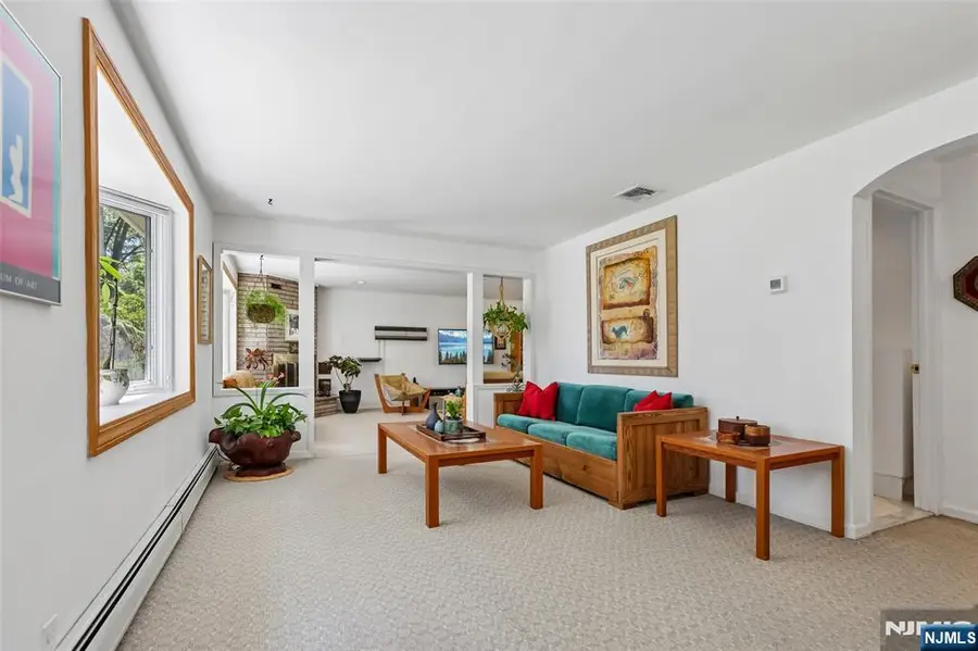 181 Behnke Avenue, Paramus, NJ 07652 - #3