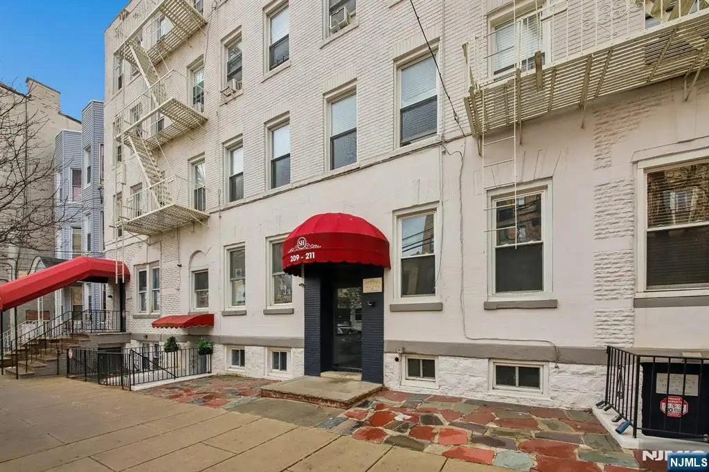 209-211 48th Street D3/403, Union City, NJ 07087 - #1