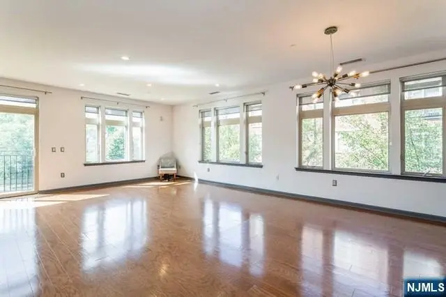 2224 Riverview Avenue, Englewood, NJ 07631 - #3