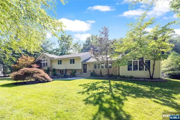61 Brookview Drive, Woodcliff Lake, NJ 07677