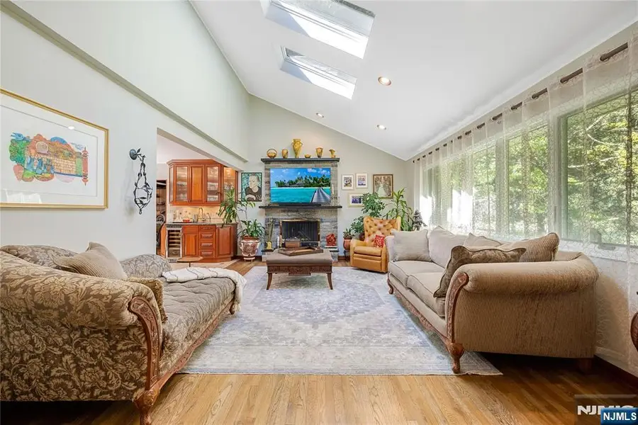 61 Brookview Drive, Woodcliff Lake, NJ 07677 - #3
