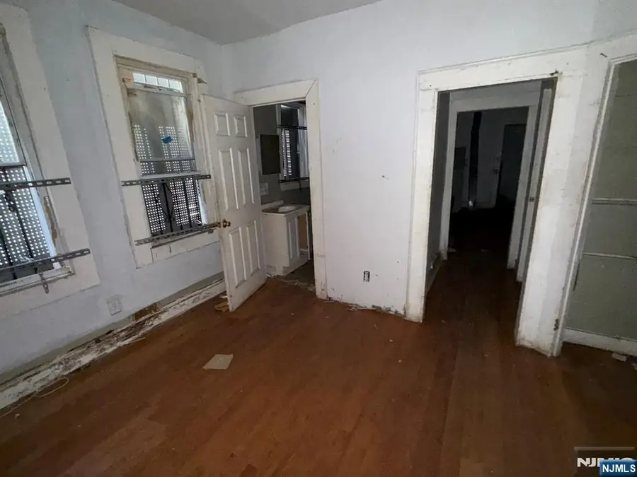 519 16th Street, Newark, NJ 07103 - #2
