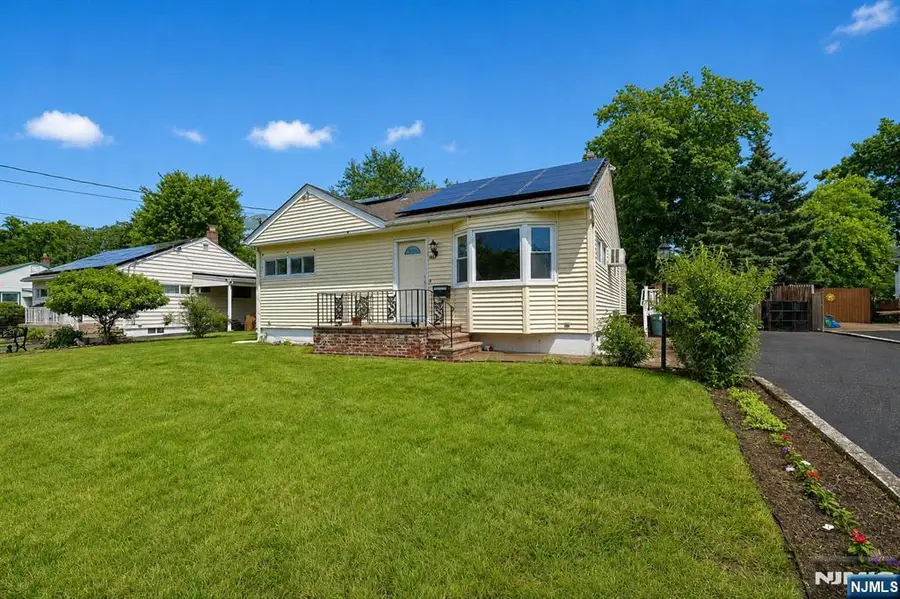 1429 Washington Avenue, Pompton Lakes, NJ 07442 - #2
