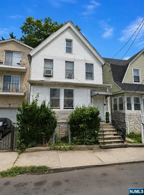 324 S 19th Street, Newark, NJ 07103 - #1