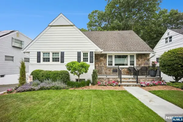 23 Andover Place, Bloomfield, NJ 07003