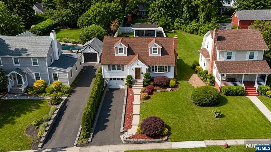 141 Coeyman Avenue, Nutley, NJ 07110 - #3