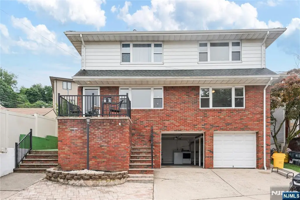 2 Carlen Court, Fairview, NJ 07022 - #1