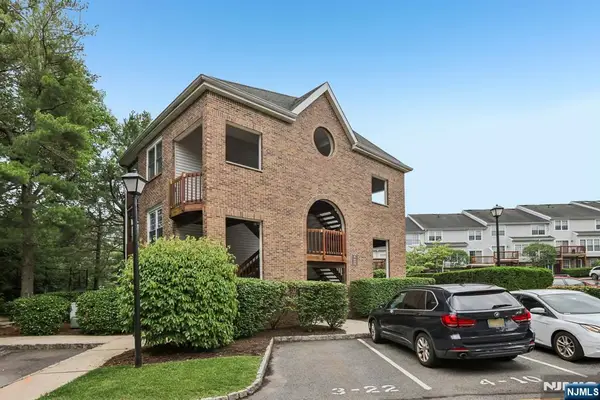 436 Lee Court 4133, Fort Lee, NJ 07024