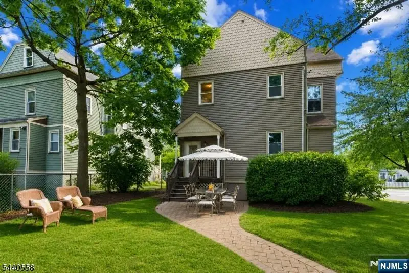 129 Claremont Avenue 2, Montclair, NJ 07042 - #3
