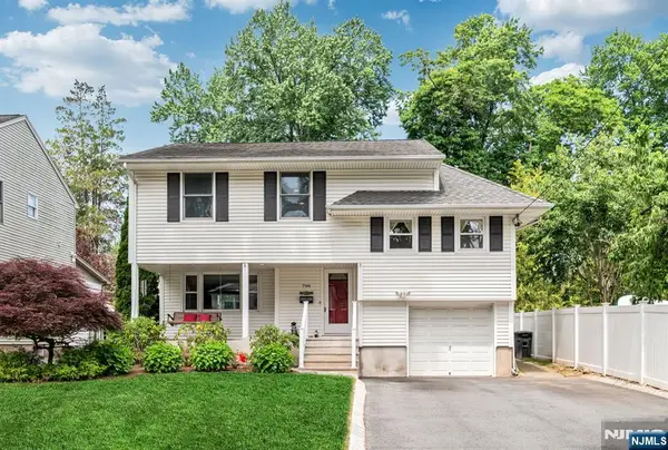 799 Millbrook Road, River Edge, NJ 07661