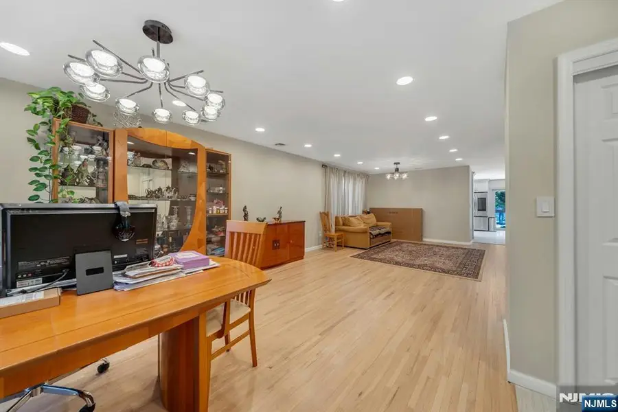 573 Kearney, Cliffside Park, NJ 07010 - #3