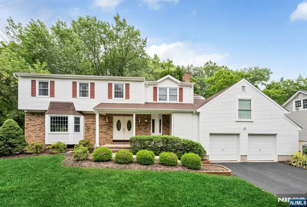 27 Cobblestone Lane, Ramsey, NJ 07446 - #1