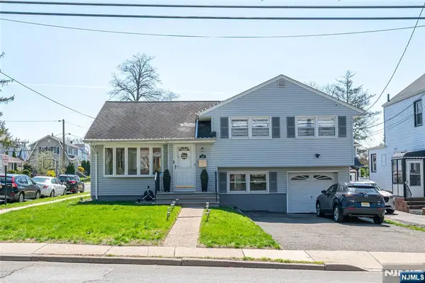 136 E Clinton Avenue, Bergenfield, NJ 07621