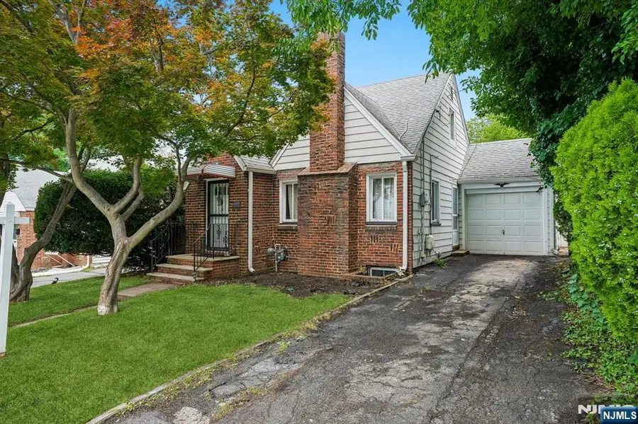 24 Springer Street, Belleville, NJ 07109 - #3