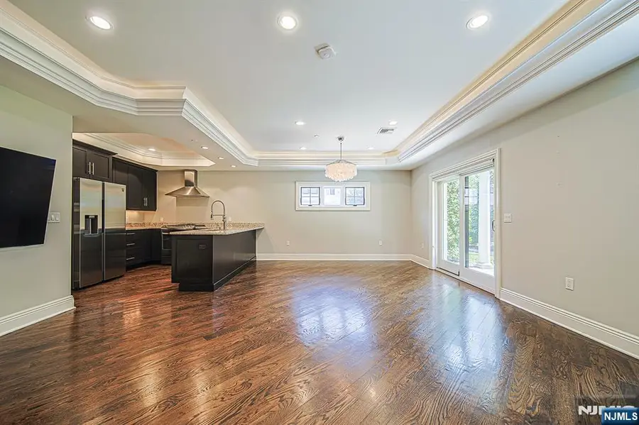 35 Marquis Court, Edgewater, NJ 07020 - #3
