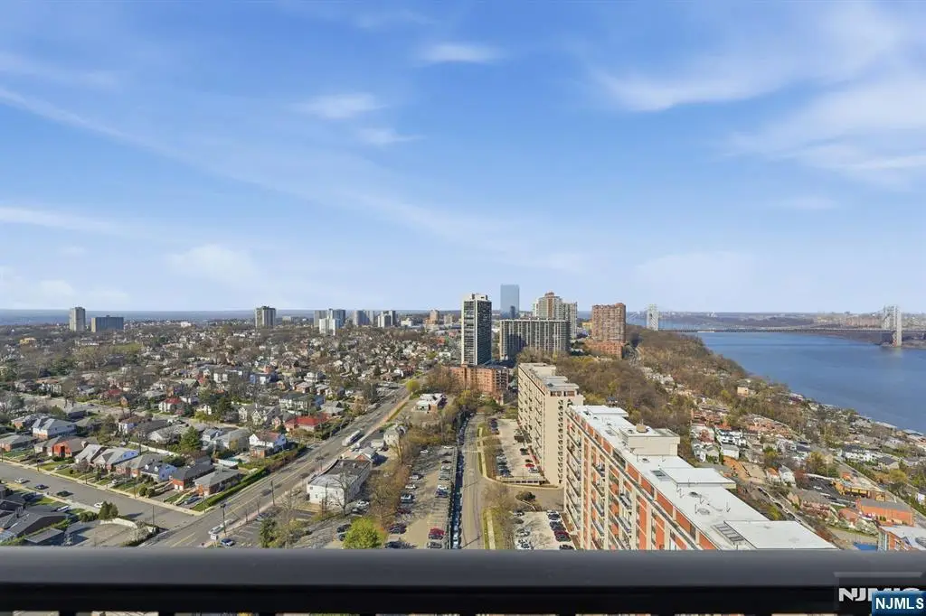 6 Horizon 2809, Fort Lee, NJ 07024 - #1