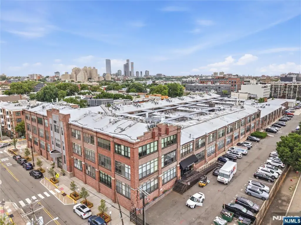 300 Communipaw Avenue 160, Jersey City, NJ 07304 - #1