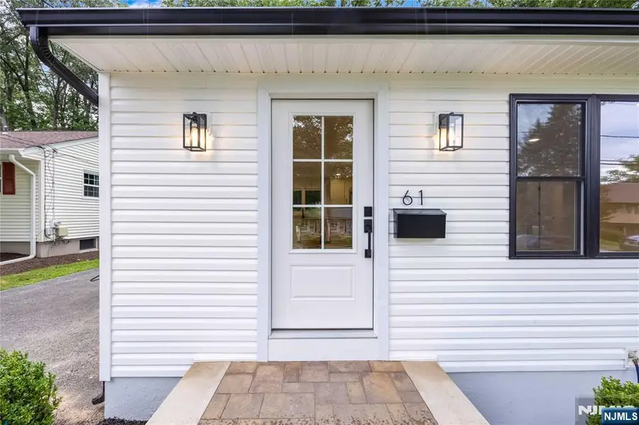 61 Mackay Avenue, Waldwick, NJ 07463 - #3