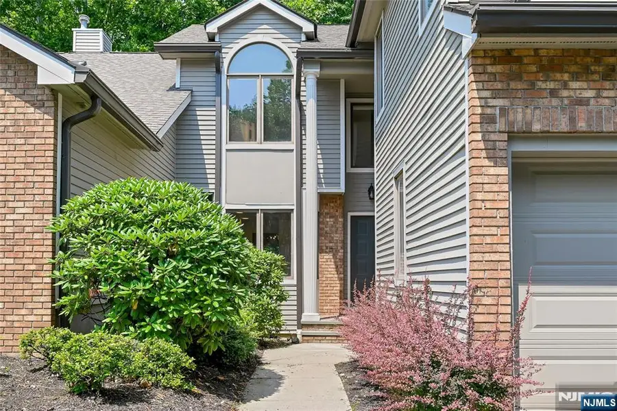 91 Lakeview Drive, Old Tappan, NJ 07675 - #2