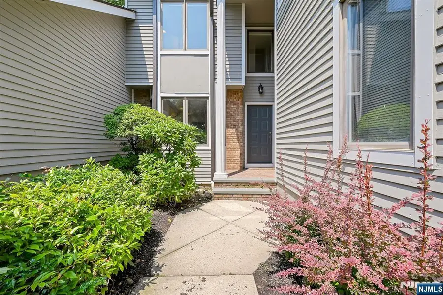 91 Lakeview Drive, Old Tappan, NJ 07675 - #3