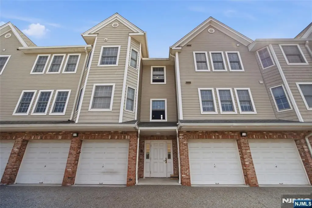 270 Grand Avenue 4C, Palisades Park, NJ 07650 - #1
