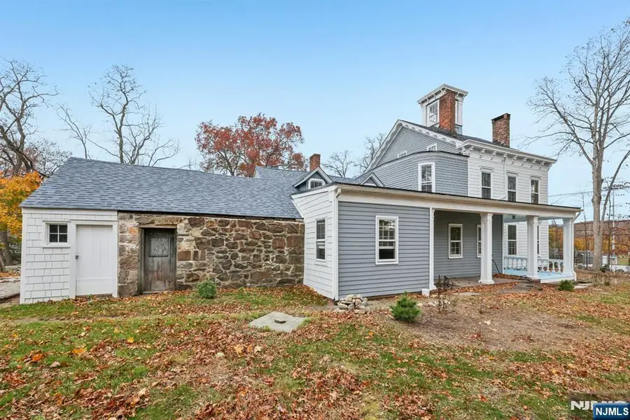 142 Island Road, Mahwah, NJ 07430 - #3