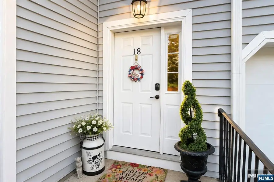 18 Bradshaw Court B3, Hillsdale, NJ 07642 - #2