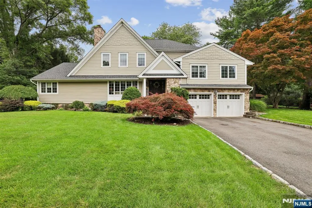 10 Arcadia Road, Woodcliff Lake, NJ 07677 - #1