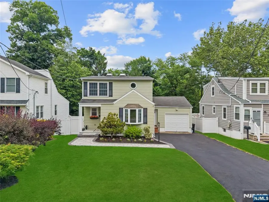 25 2nd Avenue, Roseland, NJ 07068 - #3