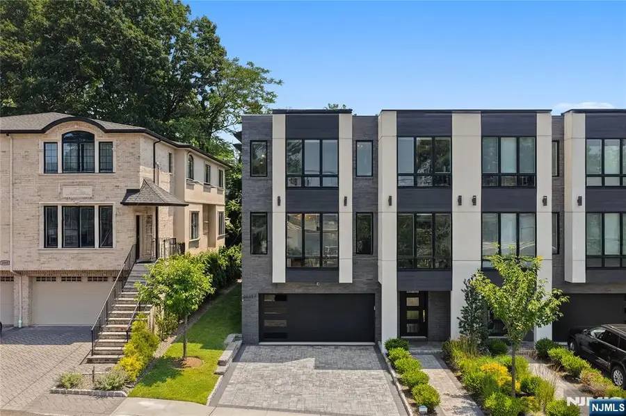 2038 Hoefleys Lane A, Fort Lee, NJ 07024 - #2