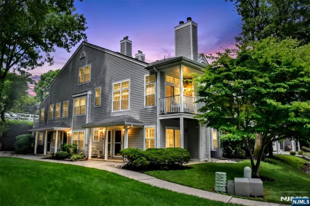 1099 Devon Court 1099, Mahwah, NJ 07430 - #1