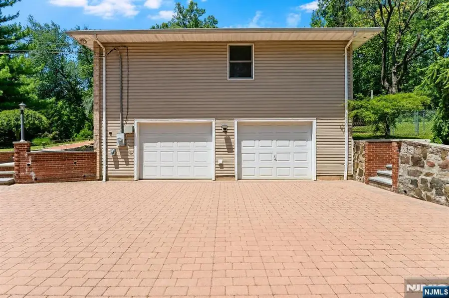 1542 Us Highway 22, Mountainside, NJ 07092 - #3