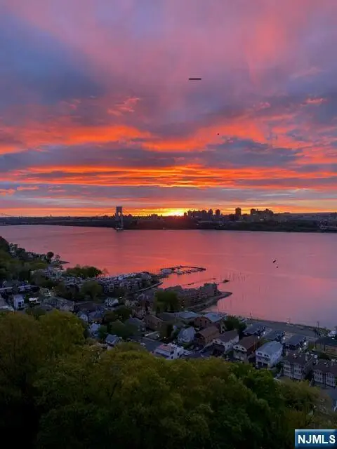 5 Horizon 1208, Fort Lee, NJ 07024 - #1