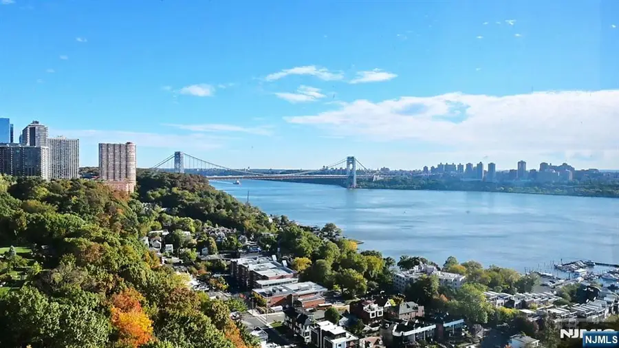 5 Horizon 1208, Fort Lee, NJ 07024 - #2