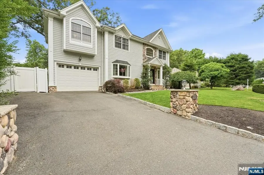58 Mackay Avenue, Waldwick, NJ 07463 - #3