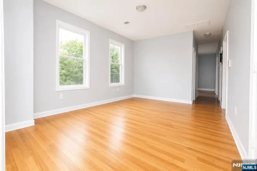 737 S 14th Street, Newark, NJ 07103 - #2