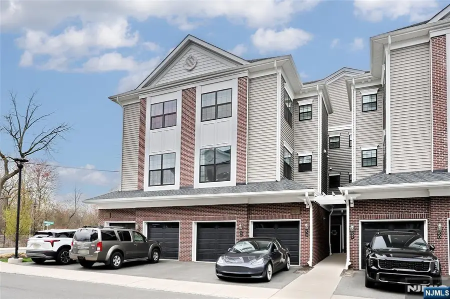 54 Harvest Way 605X, Little Falls, NJ 07424 - #3