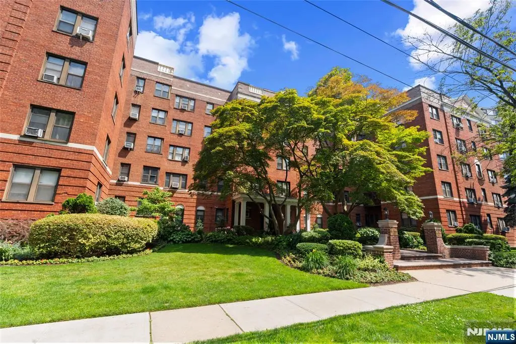 100 Prospect Avenue 1O, Hackensack, NJ 07601 - #1