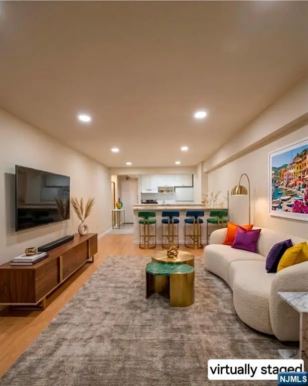 333 Grand Avenue 3M, Palisades Park, NJ 07650 - #1