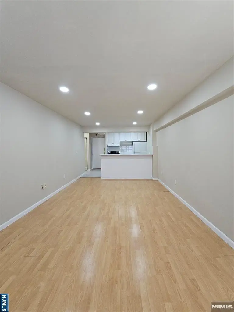 333 Grand Avenue 3M, Palisades Park, NJ 07650 - #2