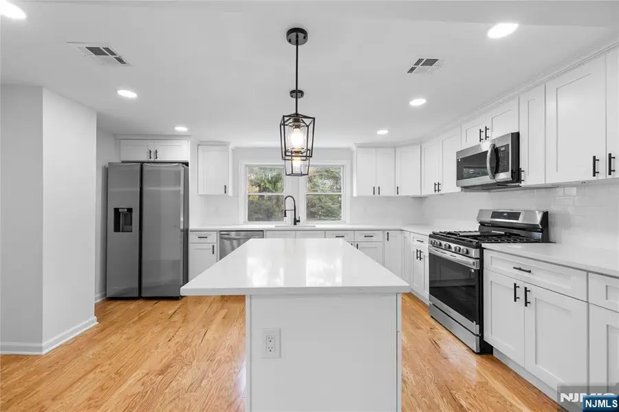 206 Linden Avenue, Verona, NJ 07044 - #2