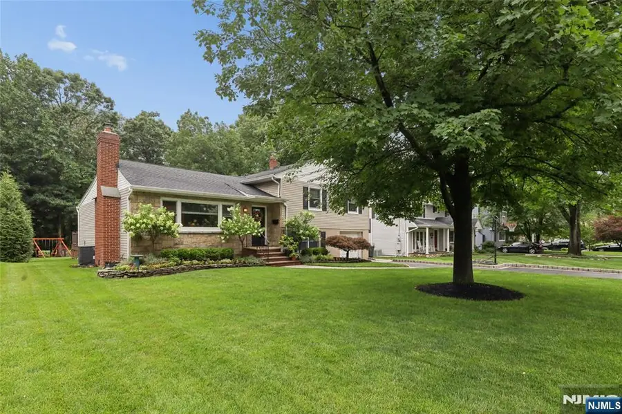 231 Canterbury Drive, Ramsey, NJ 07446 - #2