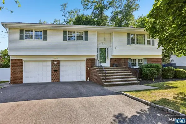 270 Midwood Road, Paramus, NJ 07652