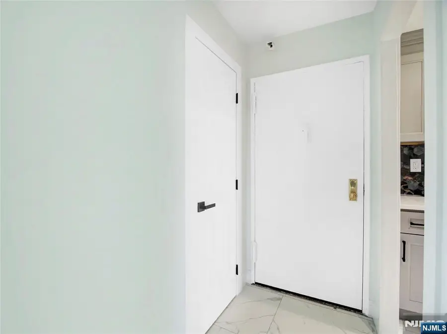 377 S Harrison Street 17FF, East Orange, NJ 07018 - #2