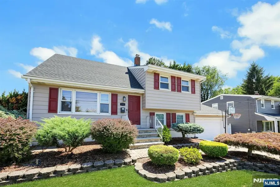 234 Hillside Avenue, Saddle Brook, NJ 07663 - #3