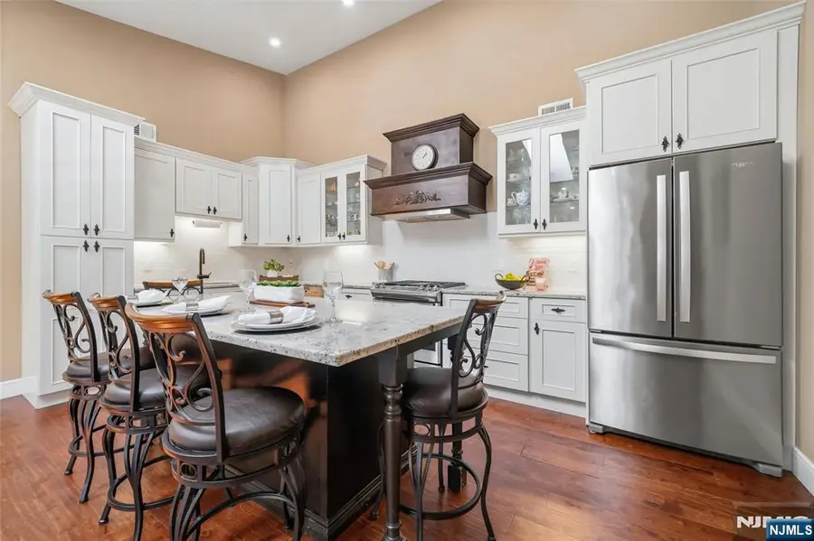 1002 Boxwood Court, Mahwah, NJ 07430 - #2
