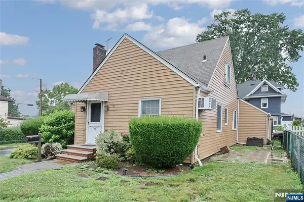 443 Center Street, Wood Ridge, NJ 07075